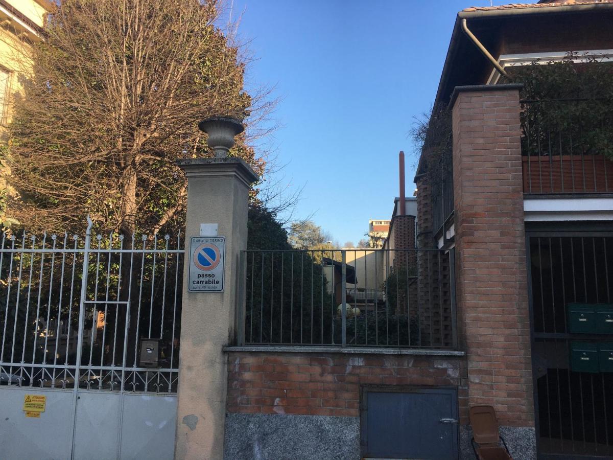 Appartamentino Autonomo Zona Gran Madre Di Dio Turin Bagian luar foto